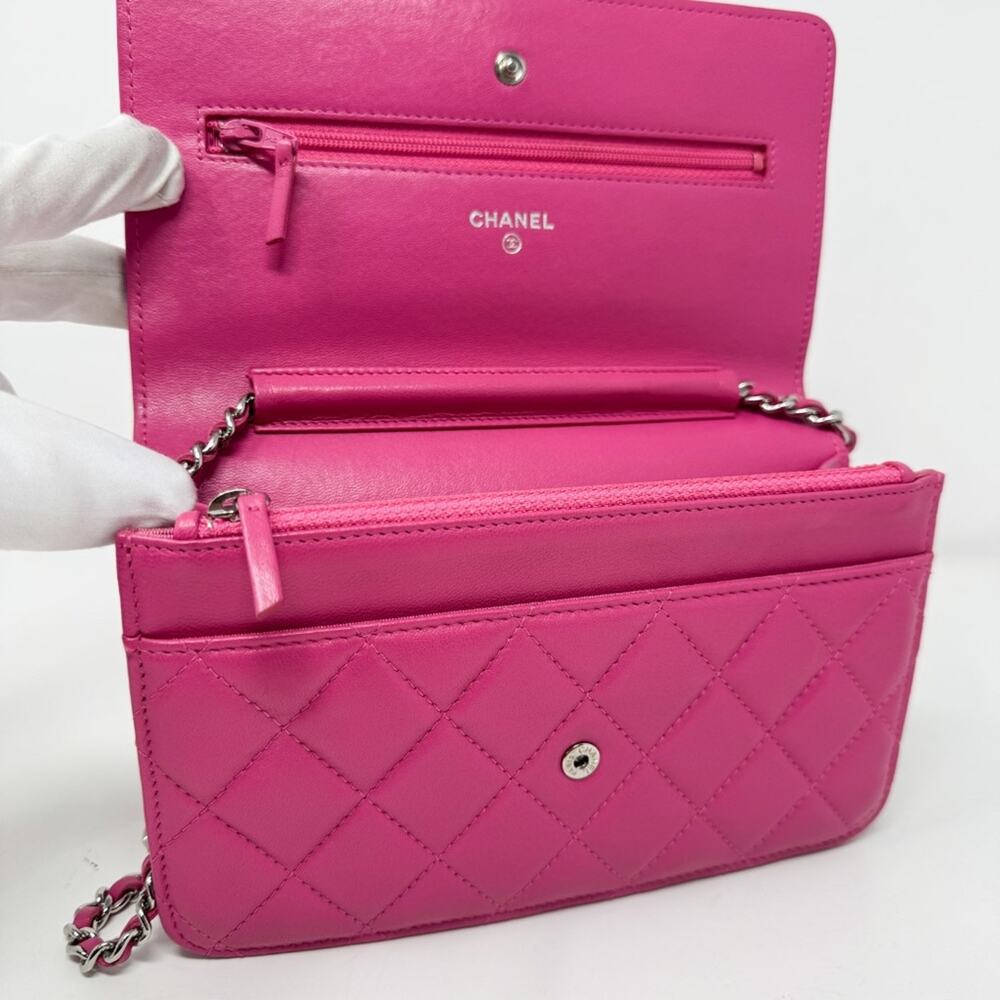 Chanel Lambskin Pink Wallet on Chain - Picture 5 of 9